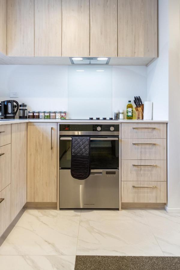 In The Heart Of It All: 2 Bed Cbd Townhouse Christchurch Eksteriør billede